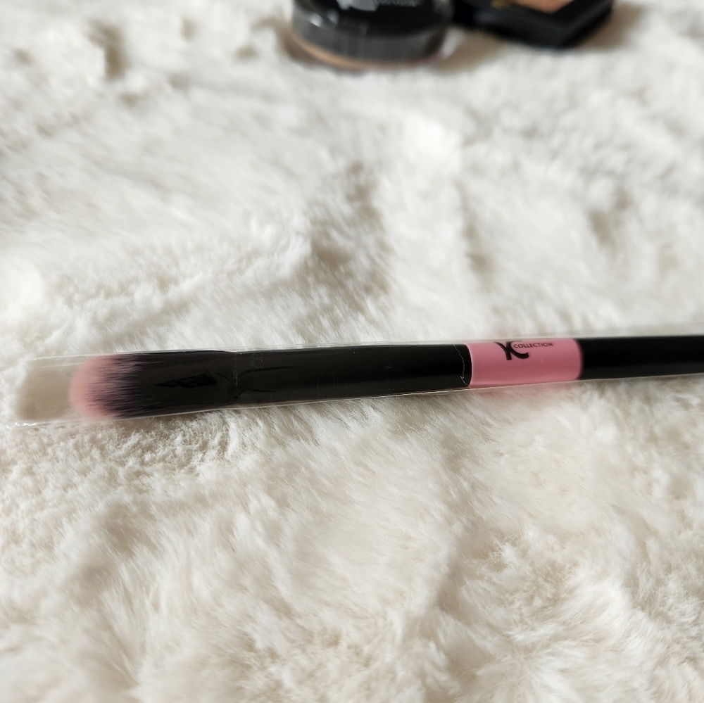 🆕️YC Collection- Makeup Bundle - Picture 9 of 12